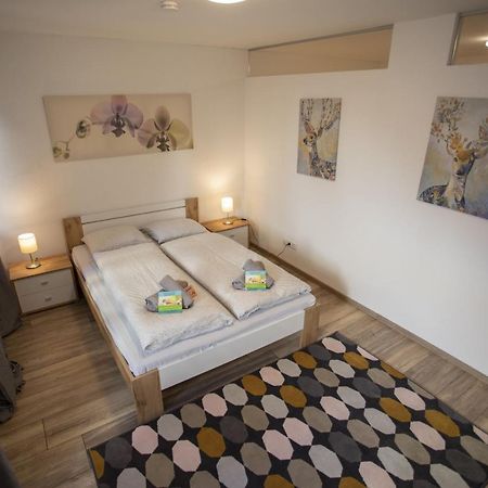 Modern Old Town Apartment Hall in Tirol Esterno foto